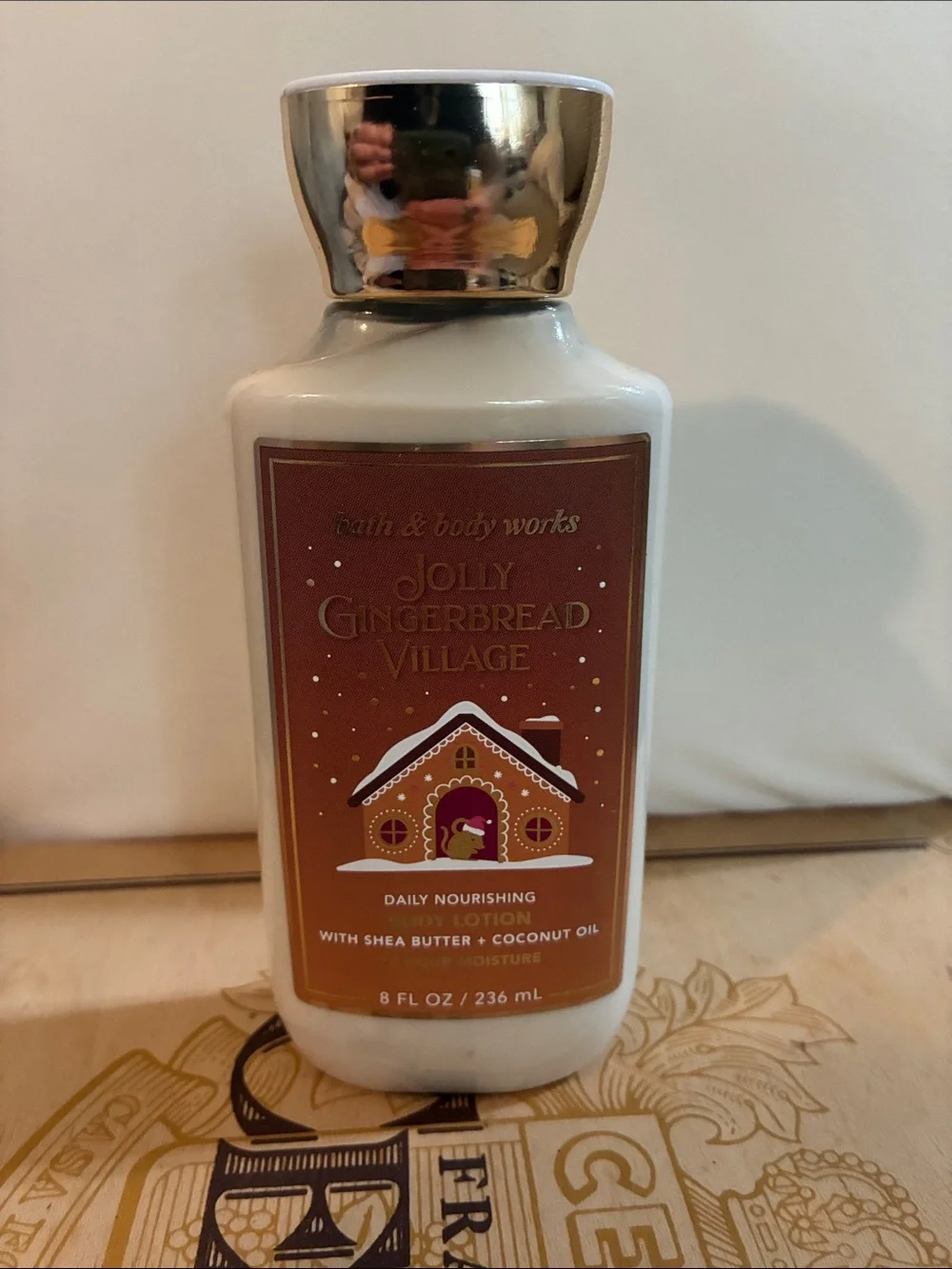 Bath & Body Works Jolly Gingerbread Village Lotion - White & Gold